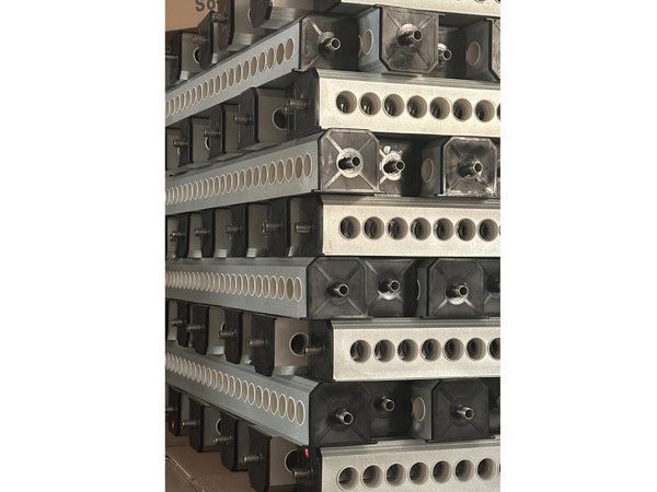 太阳能集热联箱的工作原理